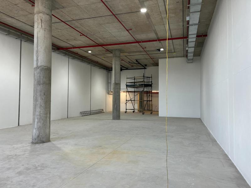 To Let Commercial Property for Rent in Paarden Eiland Western Cape